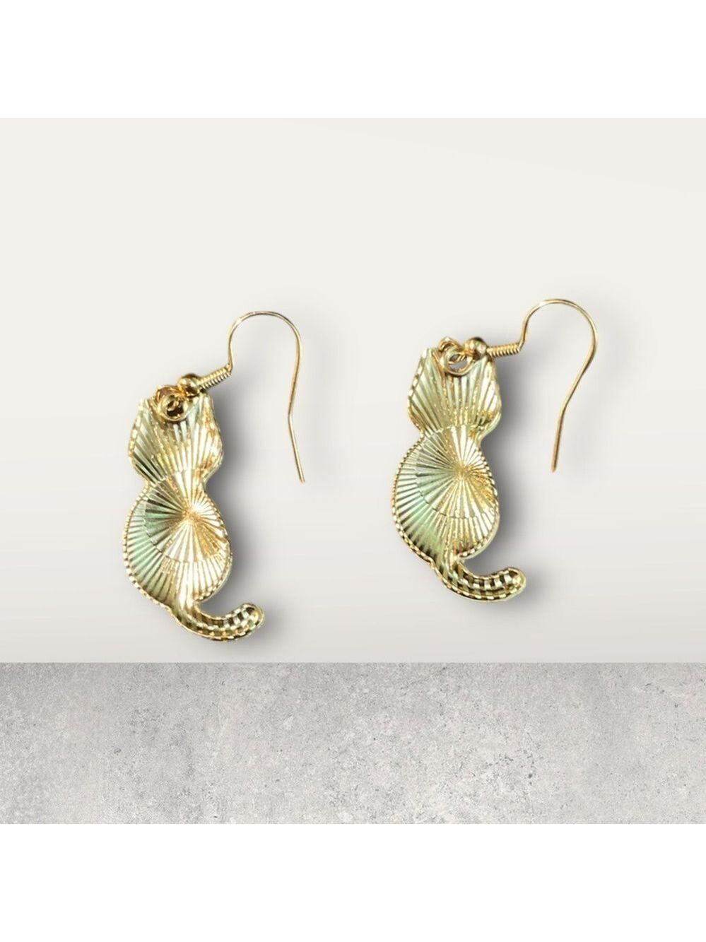 Calico Cat Dangle Earrings - Picture 2 of 3
